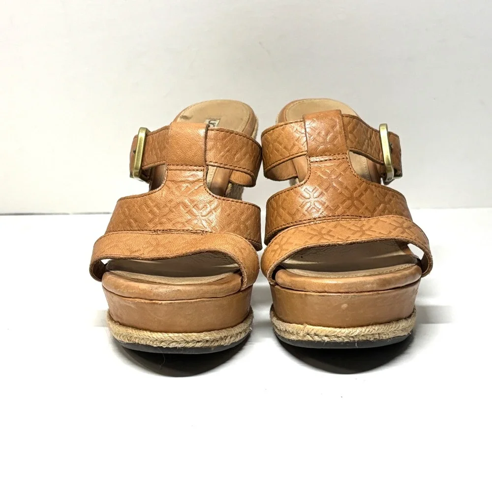 UGG Lucianna Wedge Sandals‎ Womens 9 Tan Leather Espadrille Platform Boho Summer
